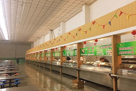 石家莊鐵路職業(yè)技工學(xué)校食堂需要帶飯盆嗎？